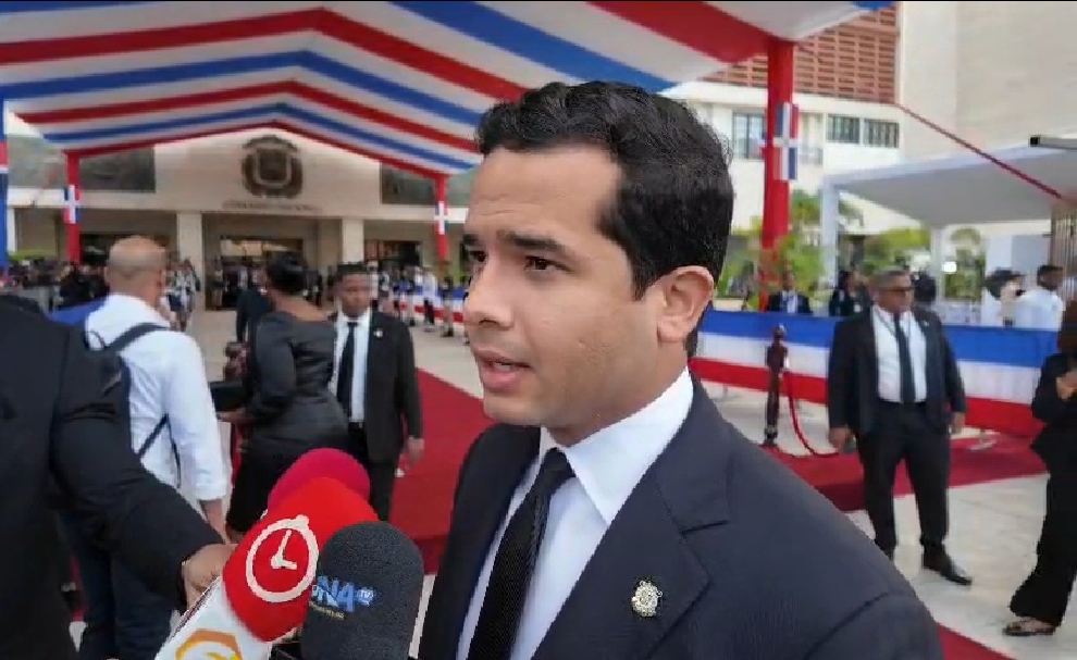 Omar Fernández.