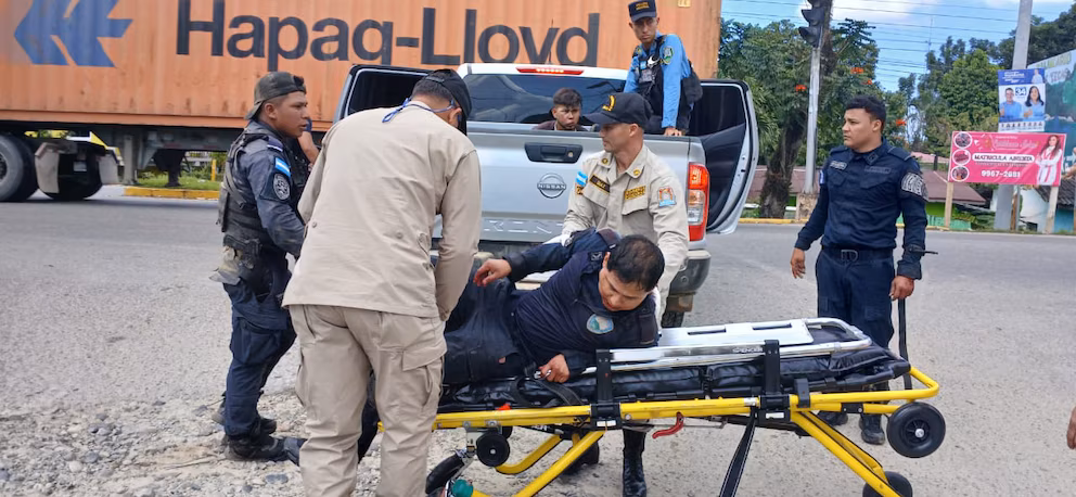 Enfrentamiento entre policías y presuntos criminales deja cuatro muertos en Honduras