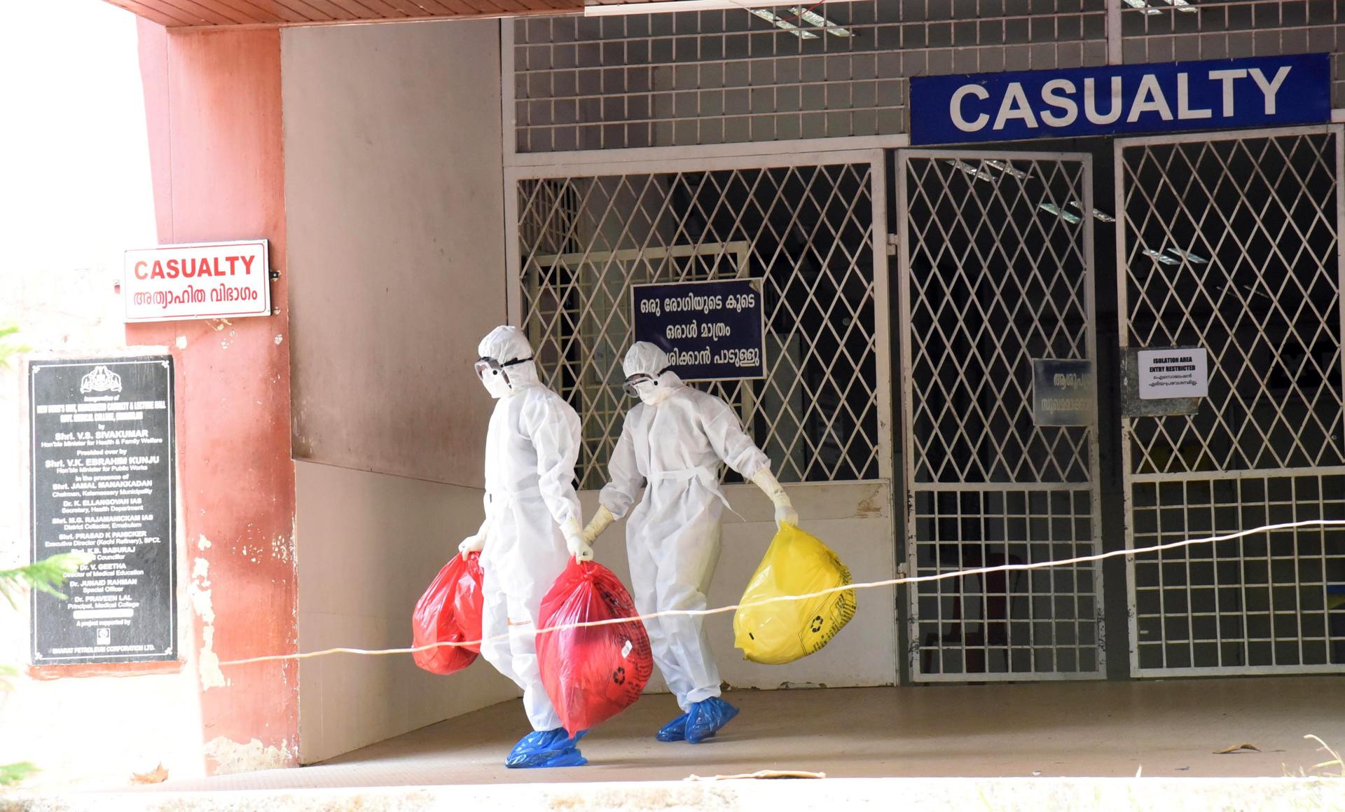 Muere una enfermera en la India tras un mes contagiada por el virus Nipah
