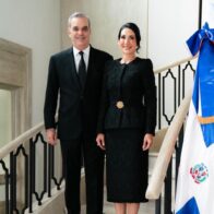 Luis Abinader dedica mensaje a Raquel Arbaje por el Día del Amor y la Amistad