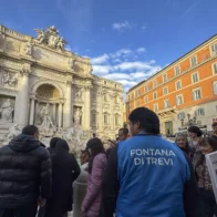 ¿Pagaría dos euros por acercarse a ver la Fontana di Trevi?
