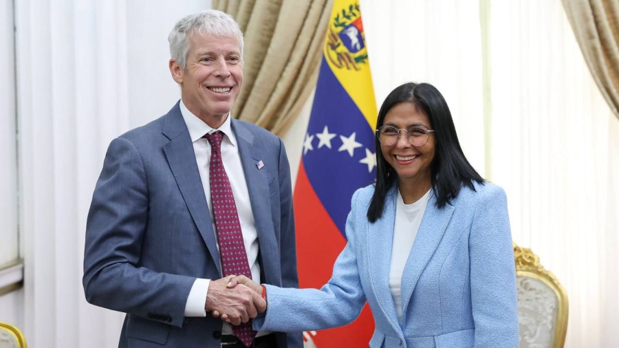 Delcy Rodríguez recibe en Miraflores al secretario de Energía de EE.UU., Christopher Wright