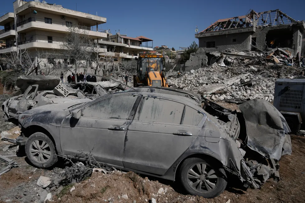 Ataques aéreos israelíes en el este del Líbano matan a 8 miembros de Hezbolá, dicen las autoridades