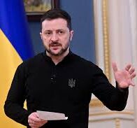 Zelenskyy dice que la fuerza aérea ucraniana necesita mejorar mientras los bombardeos de drones rusos pasan factura