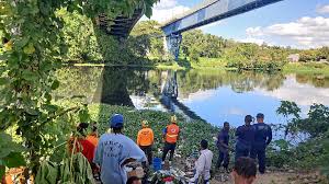 Hallan cuerpo de motorista que cayó al río Isabela tras accidente en Villa Mella