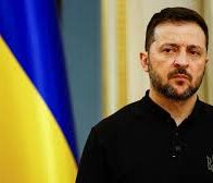 Zelenskyy dice que Putin "no ha quebrado" a los ucranianos al conmemorar los 4 años de la invasión total de Rusia