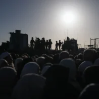 Unos 80.000 palestinos rezan en Al Aqsa en Ramadán en medio de las restricciones israelíes