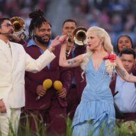 Lady Gaga desbordó sabor latino junto a Bad Bunny en el Super Bowl