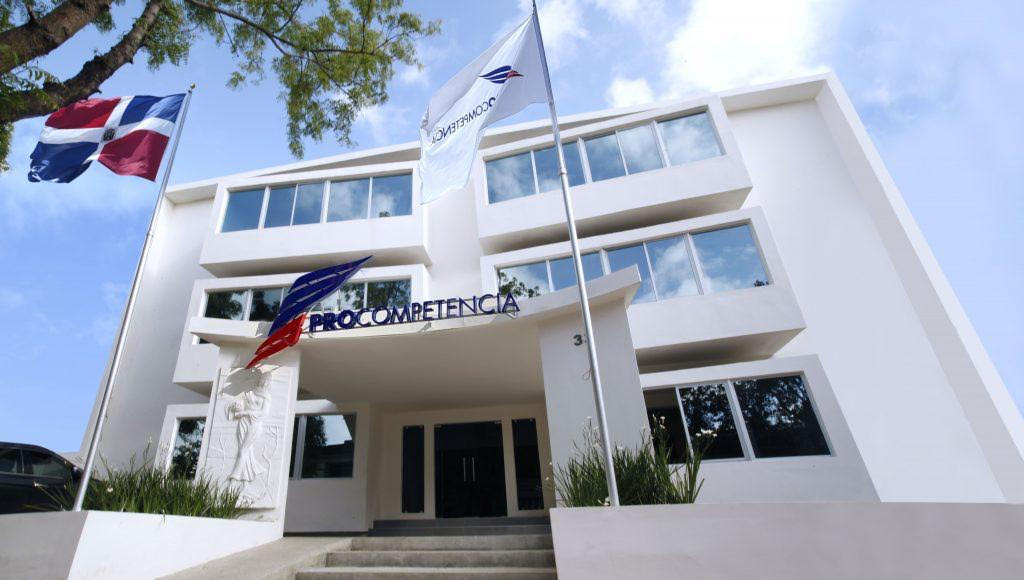 ProCompetencia destaca liderazgo en comunicación digital de De Último Minuto en su quinto aniversario