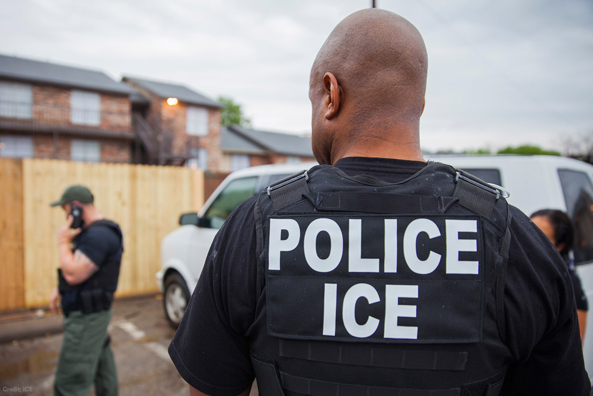 Agentes de ICE usarán cámaras corporales
