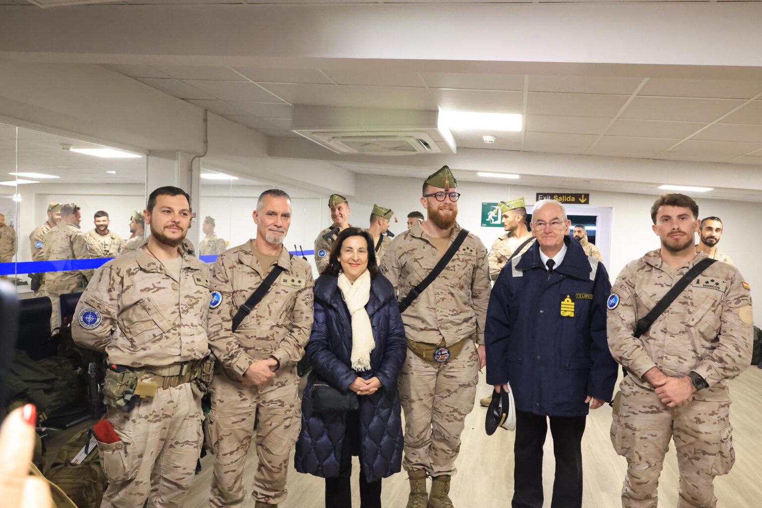 Llegan a España 205 militares españoles evacuados de Irak por la guerra de Irán