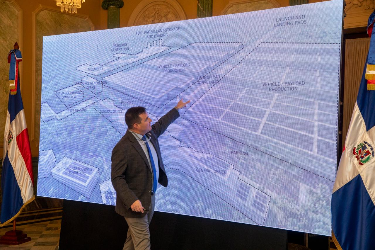 Gobierno presenta proyecto de puerto espacial en Pedernales