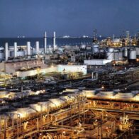 El brent se hunde un 9 % hasta los 103 dólares, ante un posible alto el fuego en Irán