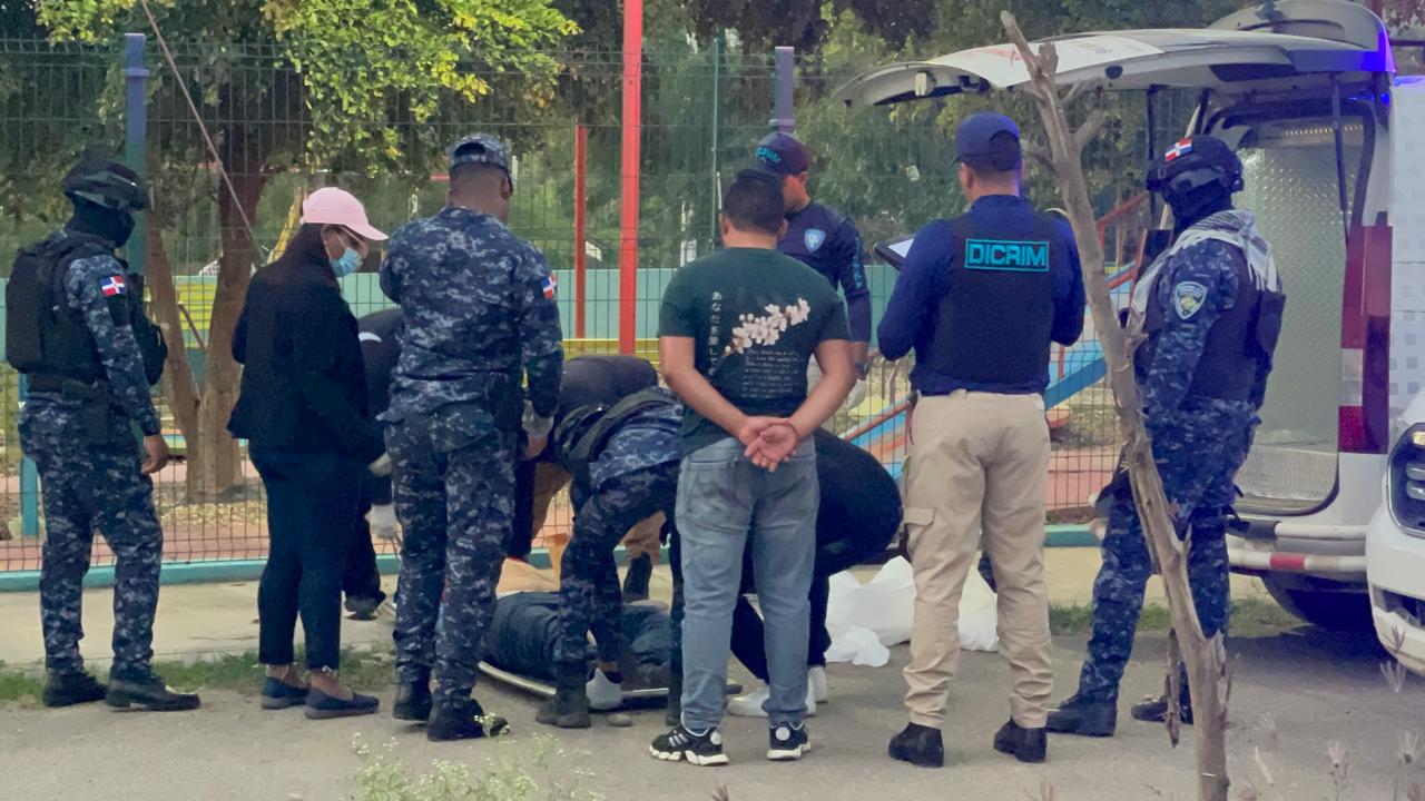 Matan a hombre a tiros frente a parque infantil en La Herradura; investigan presuntos problemas pasionales