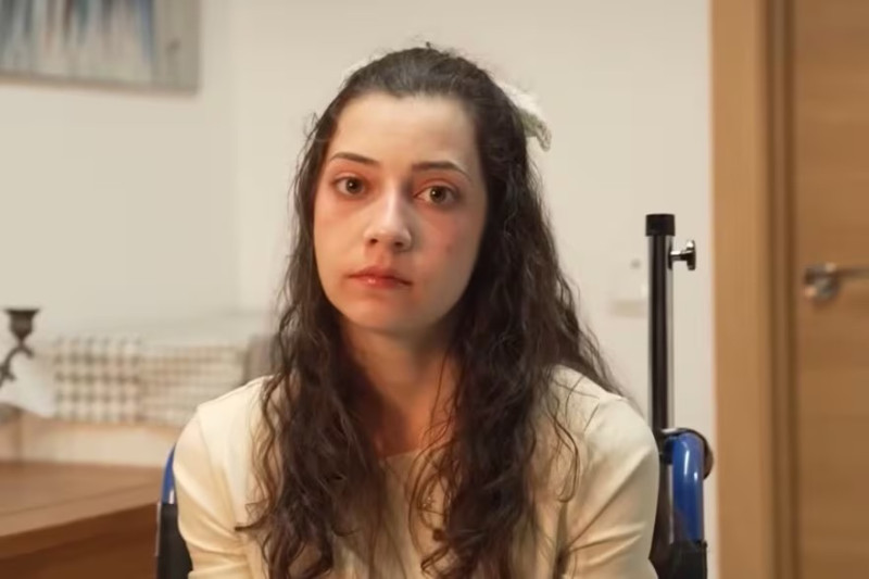Joven española recibe eutanasia tras larga batalla legal con su padre