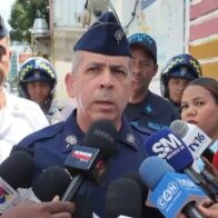 Policía lamenta uso de gas pimienta contra la prensa y asegura investigarán actuación de agentes