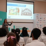 Banco Santa Cruz fomenta la cultura del ahorro en la Semana Económica y Financiera 2026