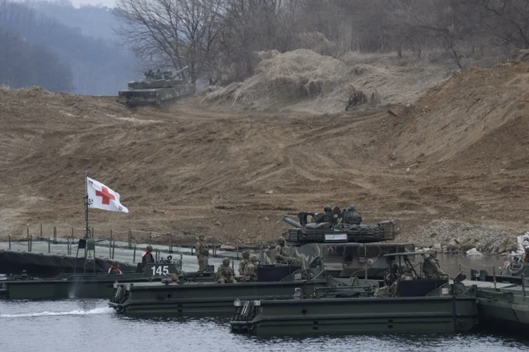 Seúl y EE.UU. concluyen sus ejercicios anuales entre pruebas de misiles y amenazas de Corea del Norte