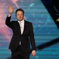 Elon Musk anuncia que Tesla y xAI crearán ‘Macrohard’ para el desarrollo autónomo de software