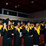 UNIREMHOS gradúa a 637 profesionales y llama a la unidad nacional para impulsar reforma educativa