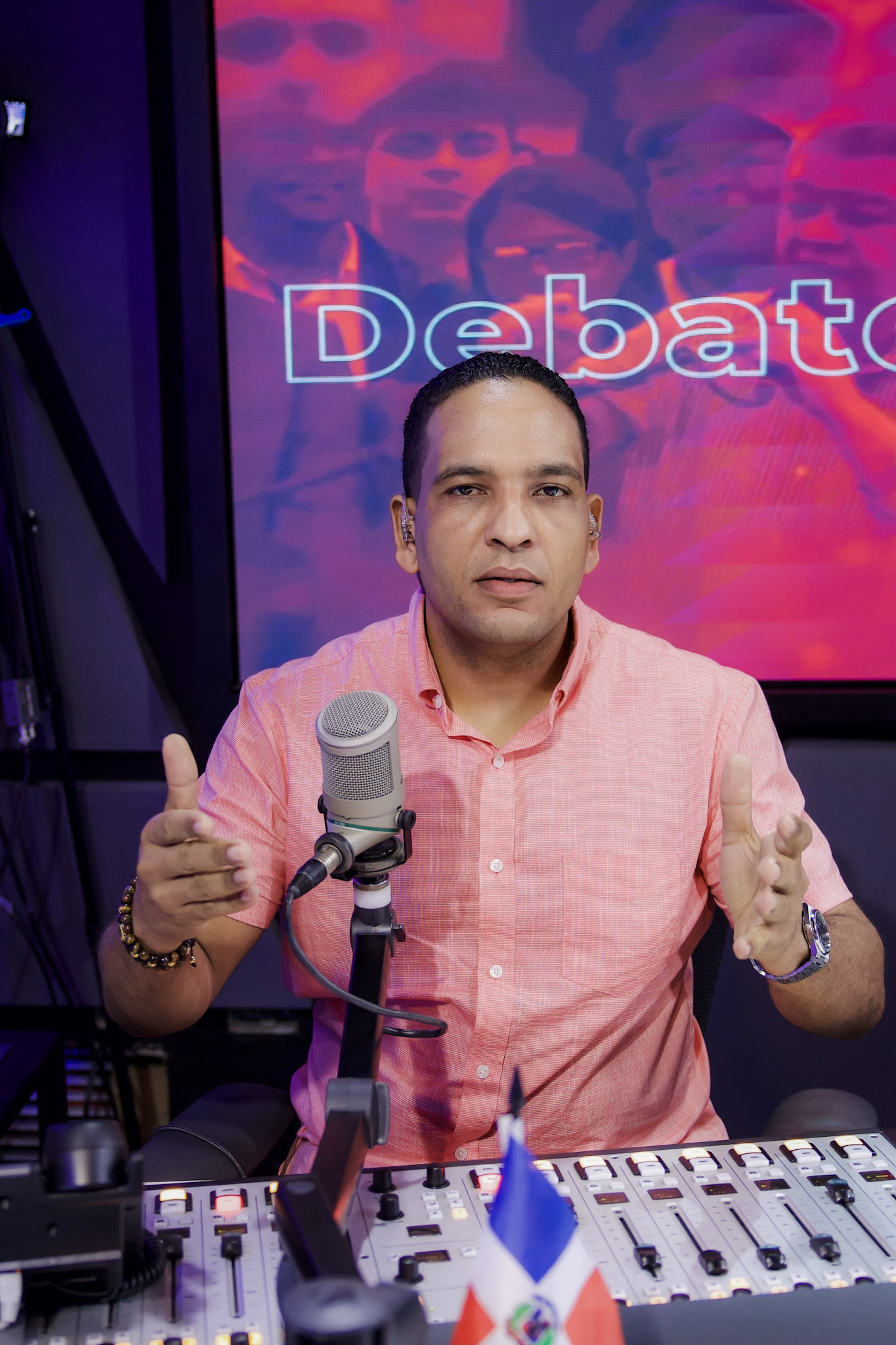 Hansel García alerta sobre el avance de la "morrobelización" en la política dominicana