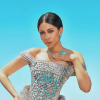 Melissa Santos impacta Premios Soberano con vestido hecho con más de 60 mil tapas recicladas y Larimar