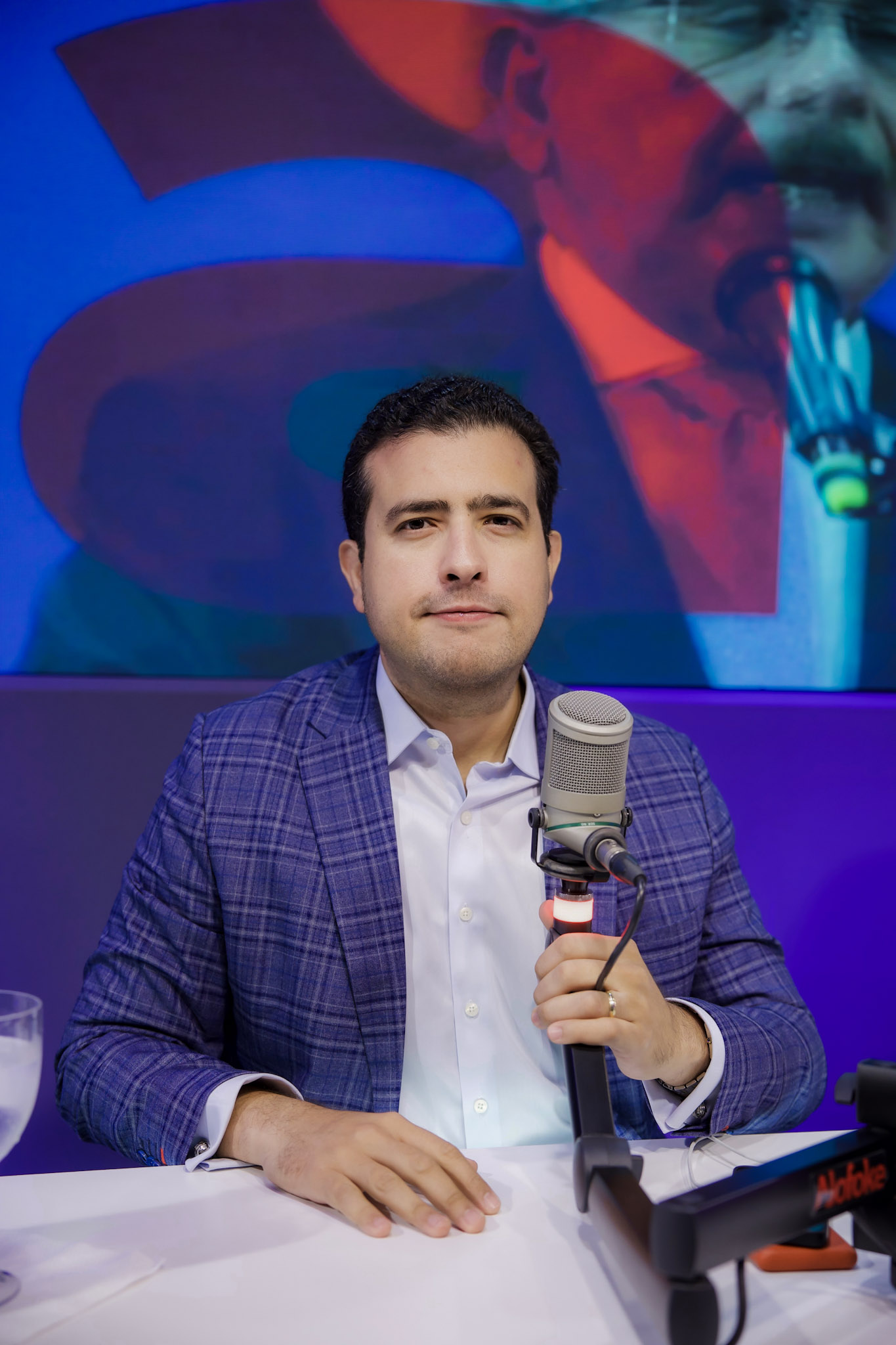 Regidor Jorge Feliz Pacheco advierte sobre impacto ante incremento del petróleo y urge campaña nacional de ahorro