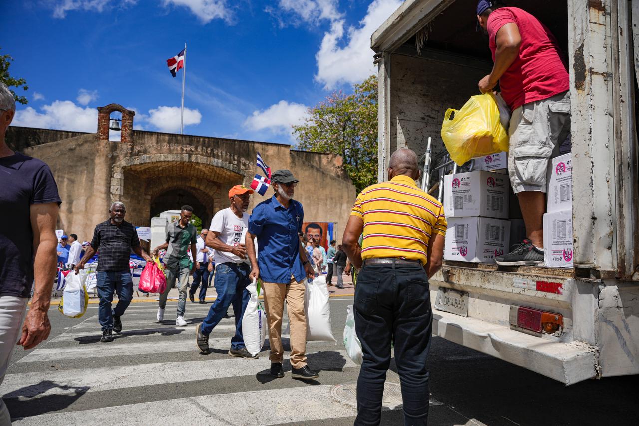 Realizan jornada de solidaridad dominicana: “Cuba no está sola”