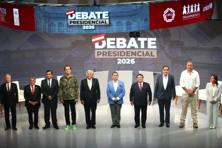 Arranca el debate presidencial de Perú: 35 candidatos y 15 horas repartidas en seis días