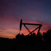 El brent cae un 11,28%, hasta los 87,80 dólares, ante posible desescalada en Oriente Medio