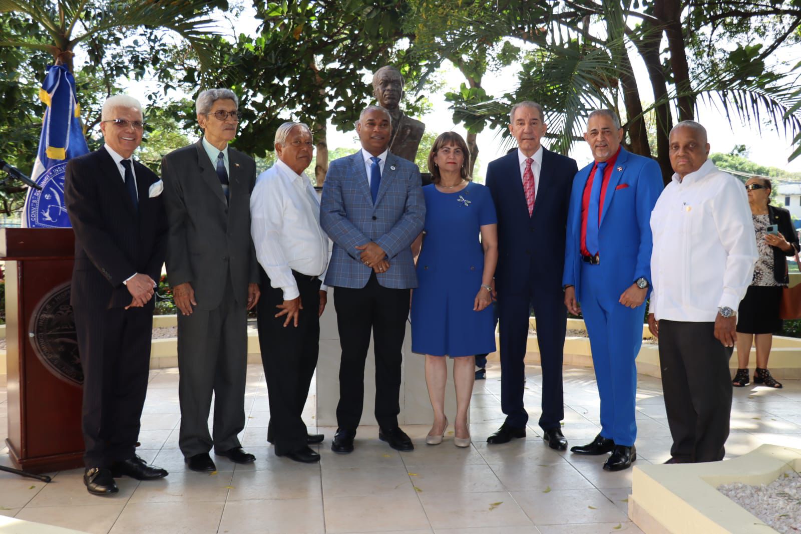 UASD rinde homenaje a José Francisco Peña Gómez con ofrenda floral en el aniversario de su natalicio