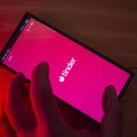 Tinder incorpora más IA a la aplicación para crear ‘matches’ "más personalizados"
