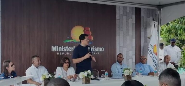 David Collado: pese a la guerra en Irán, marzo sigue siendo el mejor mes del turismo en RD