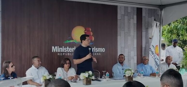 David Collado: pese a la guerra en Irán, marzo sigue siendo el mejor mes del turismo en RD