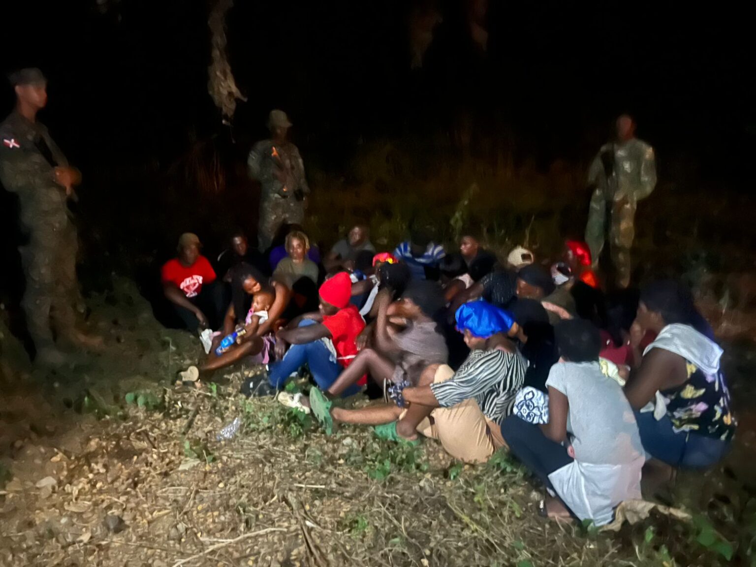 Interceptan 28 haitianos indocumentados en Montecristi