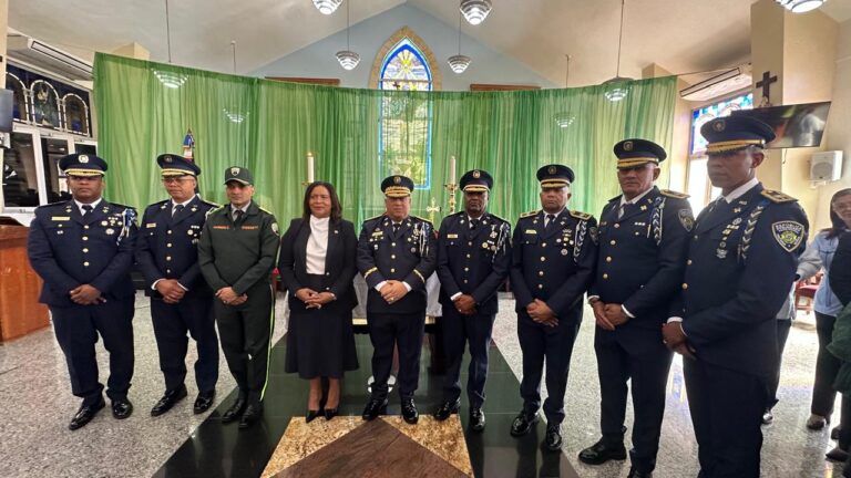 Dirección Regional Cibao Sur conmemora el 90 aniversario de la Policía Nacional en Bonao