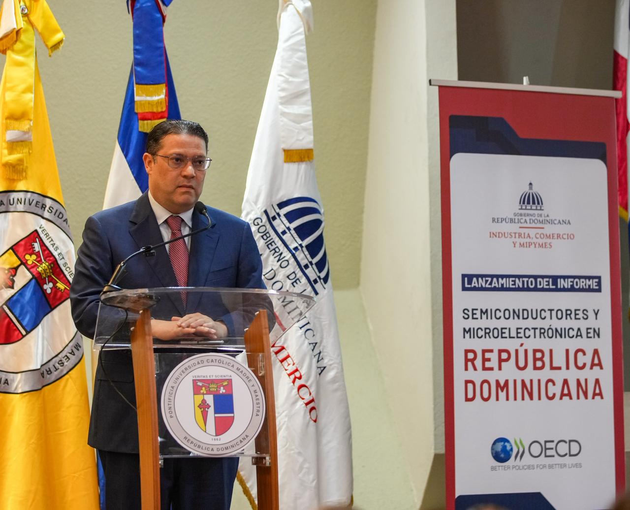 RD se acerca a una industria de semiconductores y a la manufactura avanzada