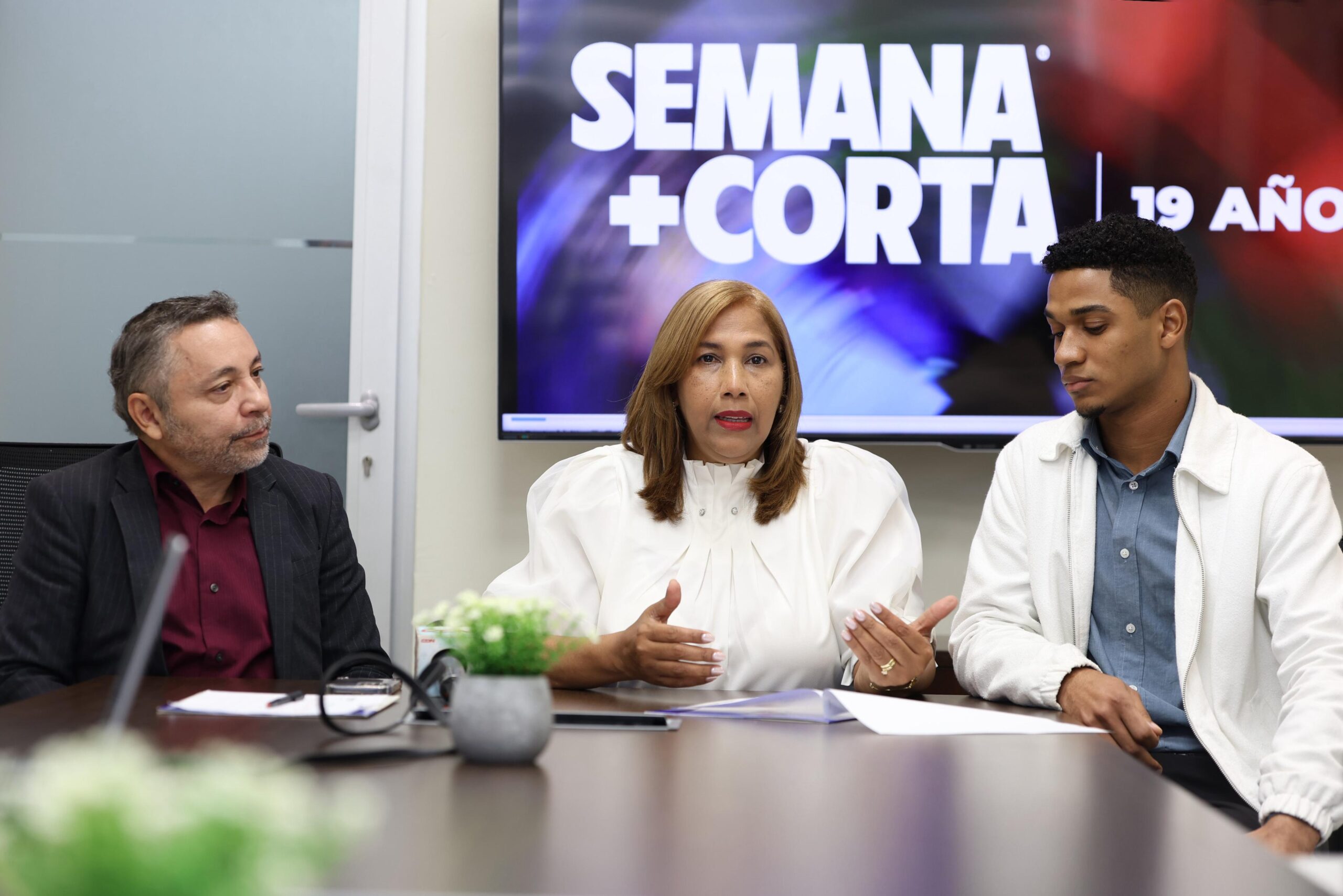 PUCMM celebra 19 años del festival “Semana Más Corta 2026”