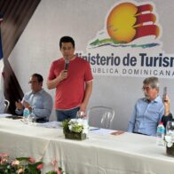 “Al que le pique, que se rasque”; Collado defiende cifras récord del turismo dominicano