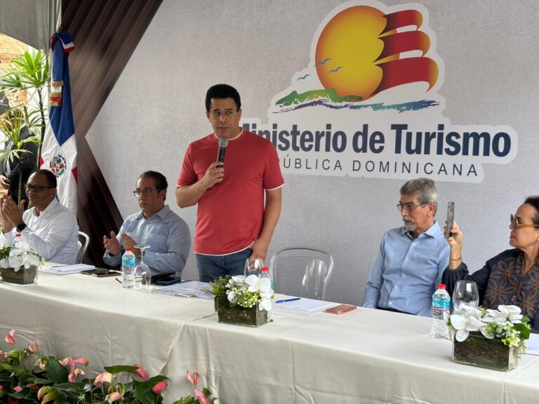 “Al que le pique, que se rasque”; Collado defiende cifras récord del turismo dominicano