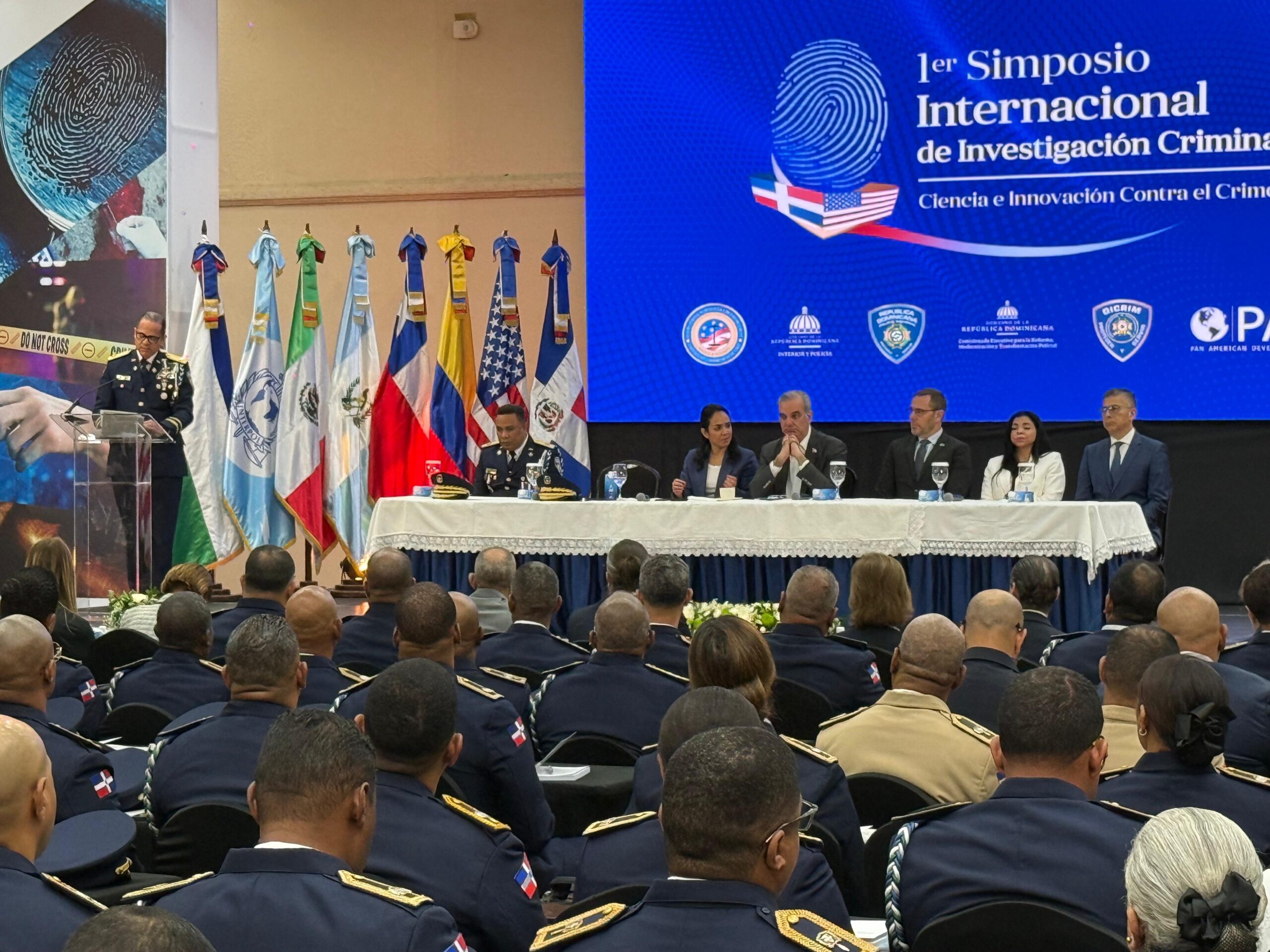 Abinader afirma que el Estado se moderniza y actuará con ciencia frente al crimen organizado