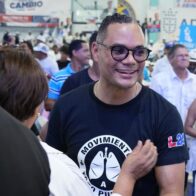 Alexander Liz anuncia aspiración a la Presidencia del PRM en el Distrito