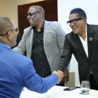 Kinito Méndez asume la presidencia de SGACEDOM