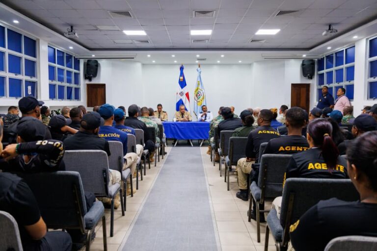 Director de Migración exhorta a agentes de interdicción a actuar apegados a la ley durante operativos