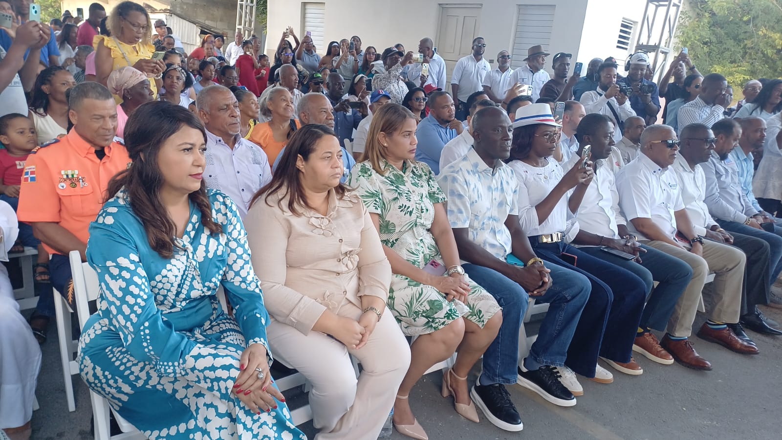 Alcalde Eduardo Familia deja inaugurado el Parque Ecológico Taíno José Francisco Peña Gómez en Villa Hermosa