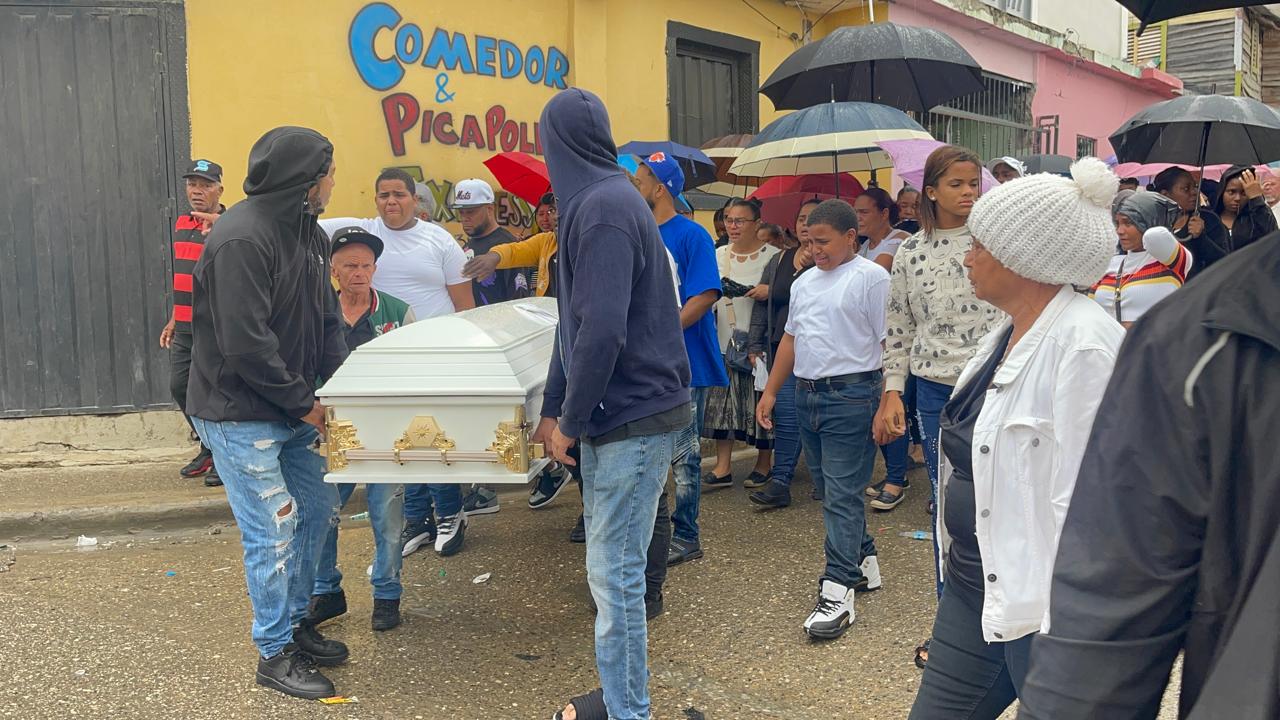 Muere carpintero tras ser embestido por un tractor en Navarrete; familia exige justicia
