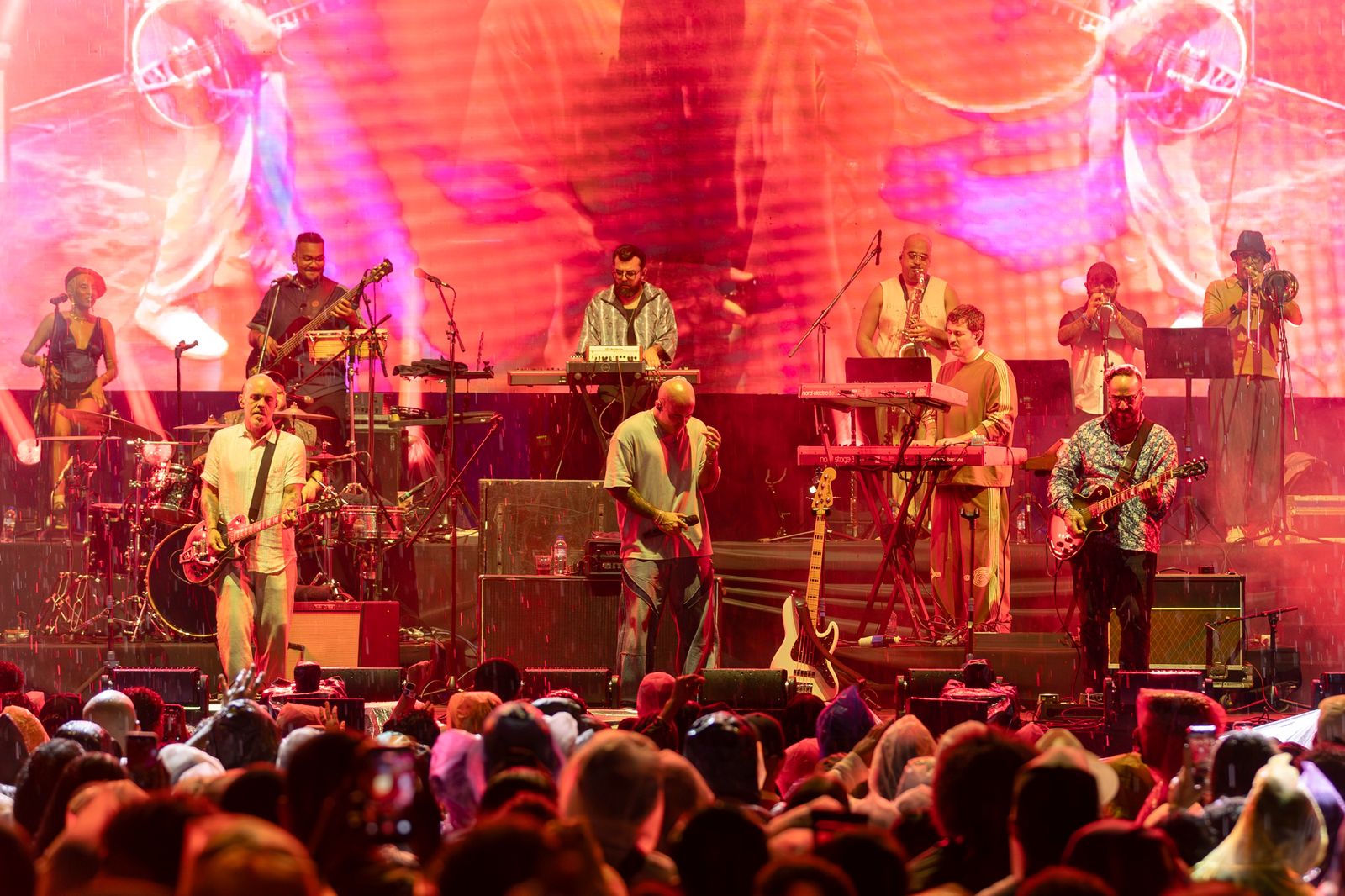 Más de seis mil fanáticos celebran los 10 años de Isle of Light