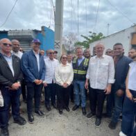 Autoridades evalúan intervenir entorno del Hospedaje Yaque durante recorrido por sectores de Santiago