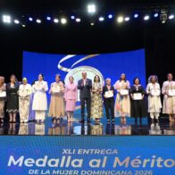 Entregan la Medalla al Mérito de la Mujer Dominicana a 22 mujeres por su liderazgo y aportes al desarrollo nacional