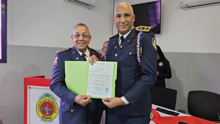 Cuerpo de Bomberos de Bonao celebra su día con misa, reconocimientos y ascensos